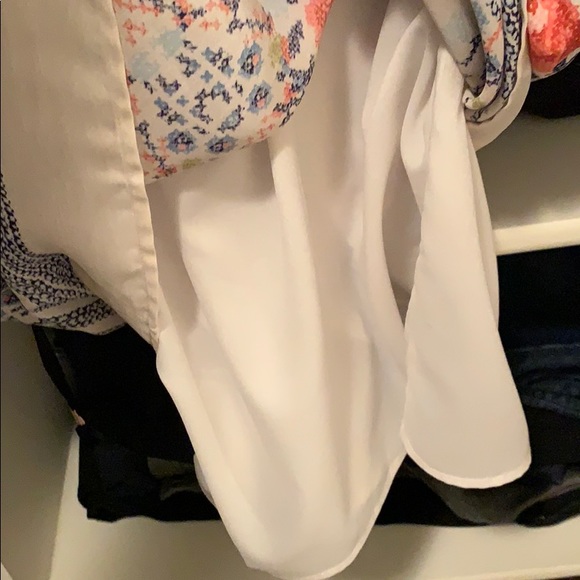 Pretty dress - Picture 7 of 8